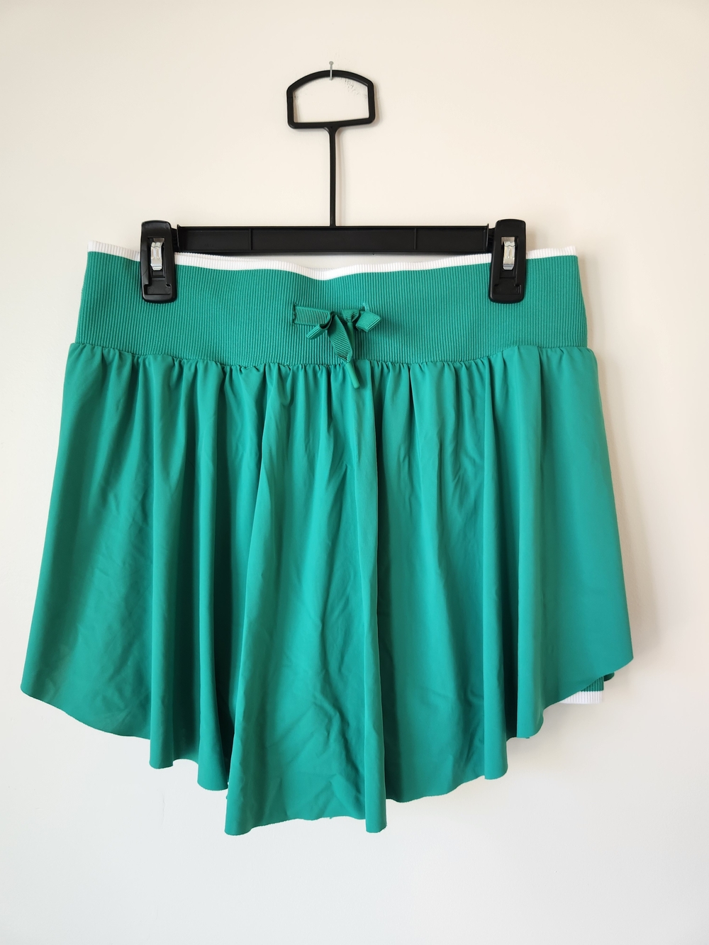 ☀️🍉SALE🍉☀️ All In Motion Green Skort - L